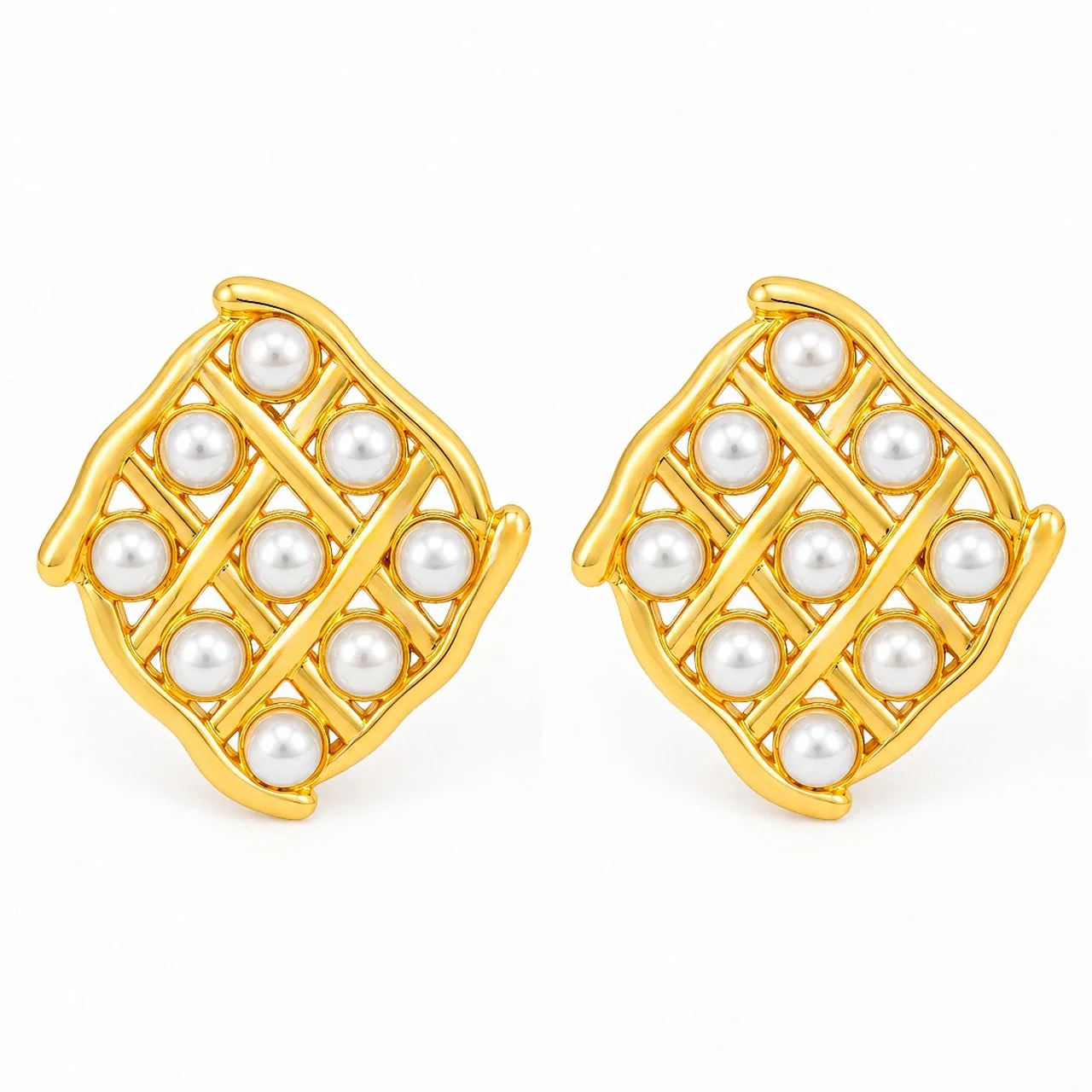Anti-Tarnish Diamond Lattice Pearl Stud Earrings