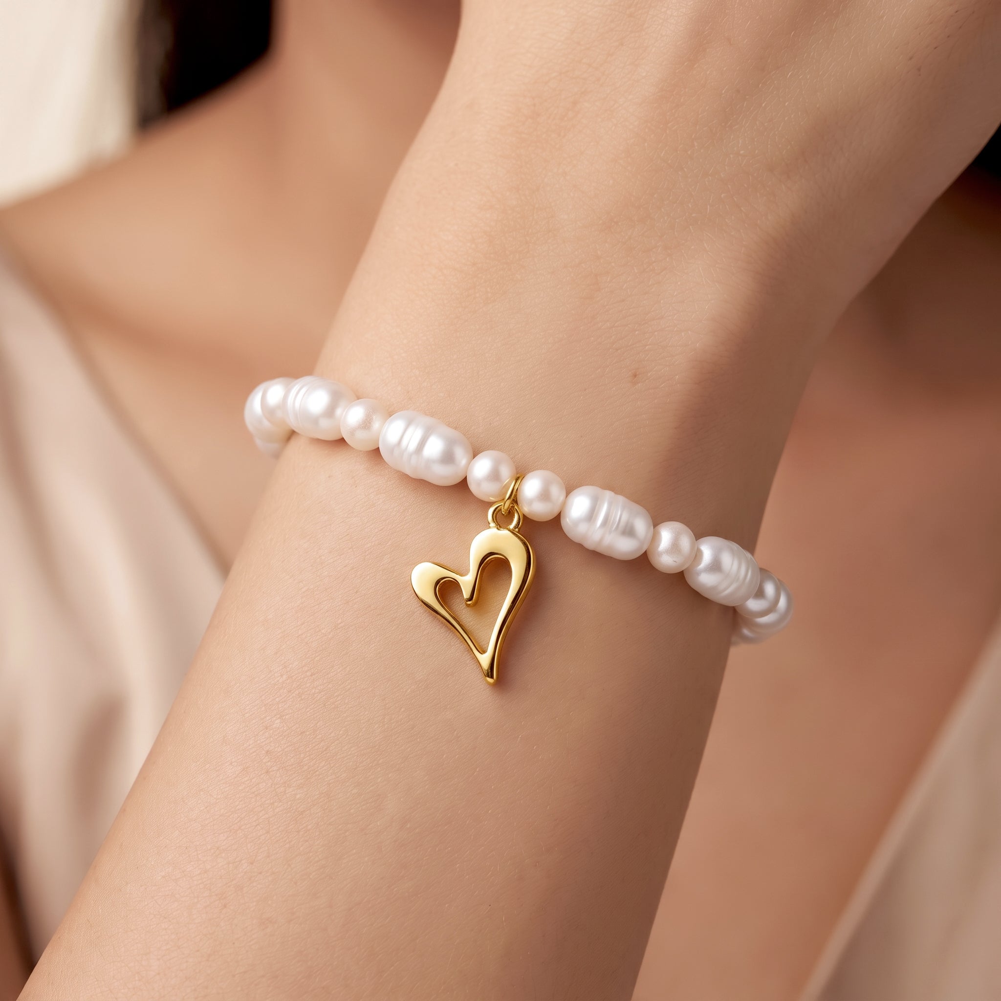 Bracelet Anti-Tarnish Baroque Pearl Heart (Adjustable Size) - View 1