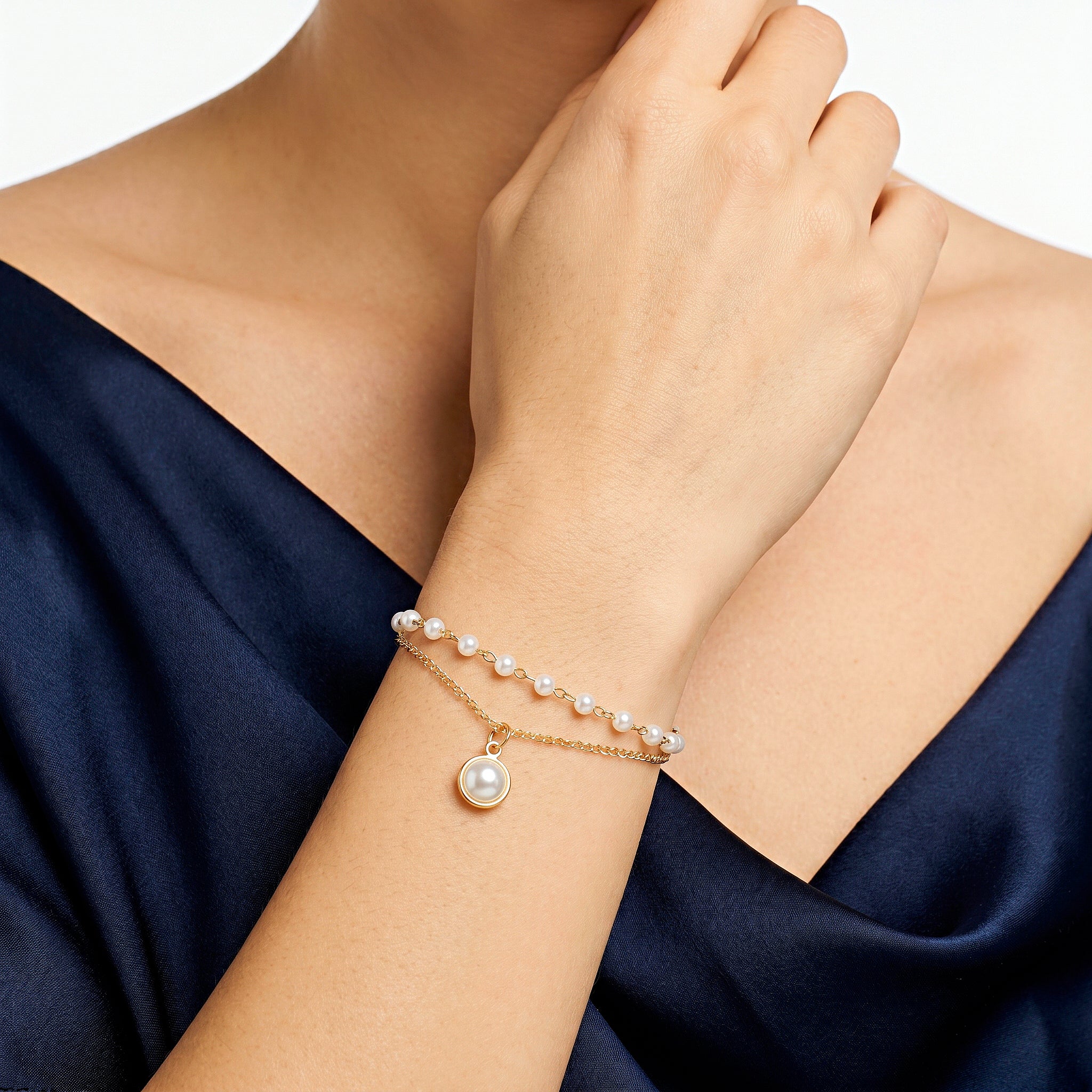 Bracelet Anti-Tarnish Double Layer Pearl Charm (Adjustable Size) - View 1