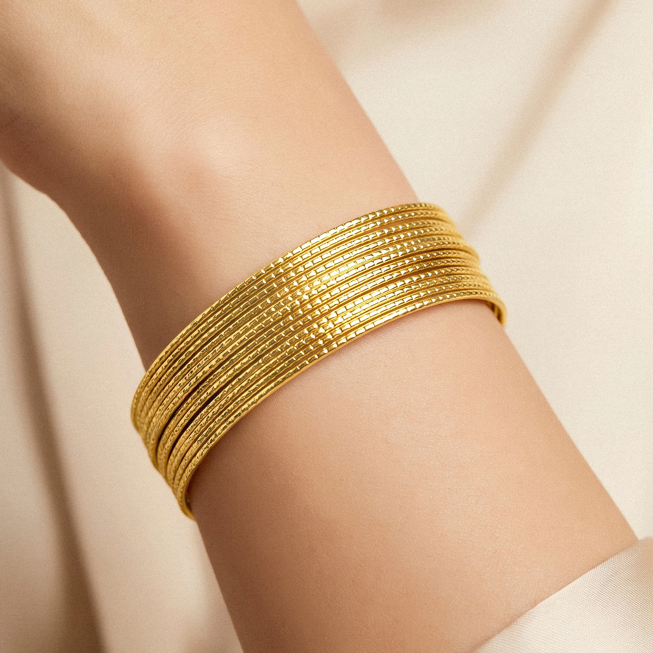 Bracelet Anti-Tarnish Gold Plated Layered Bangle (Adjustable Size) - View 1