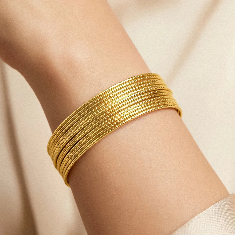 Bracelet Anti-Tarnish Gold Plated Layered Bangle (Adjustable Size) - View 1