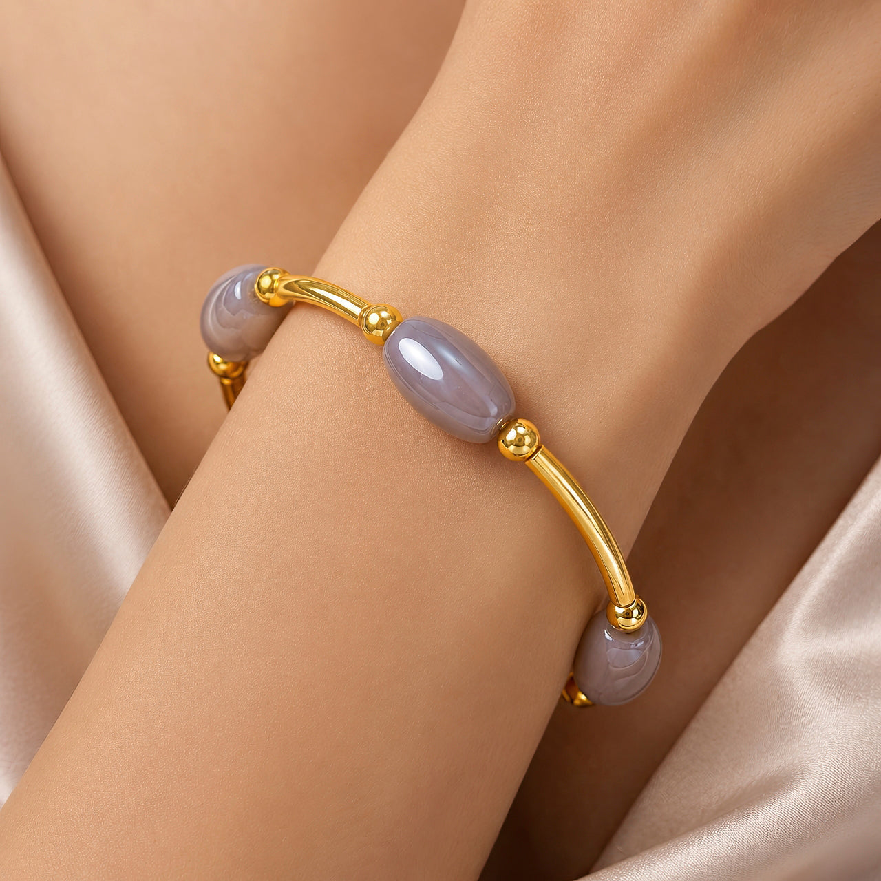 Bracelet Anti-Tarnish Grey Stone Stretchable Bangle (Adjustable Size) - View 1