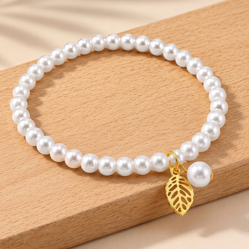 Bracelet Anti-Tarnish Pearl Leaf Charm (Adjustable Size) - View 1