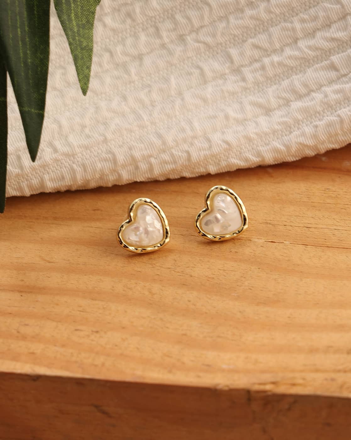 Earrings Anti-Tarnish Charming Crystal Heart Shaped Stud - View 1