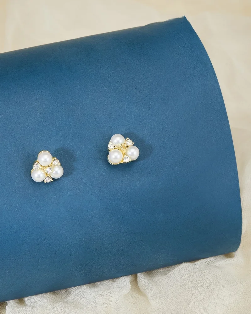 Earrings Anti-Tarnish Clustered Pearl Detail Stud - View 1
