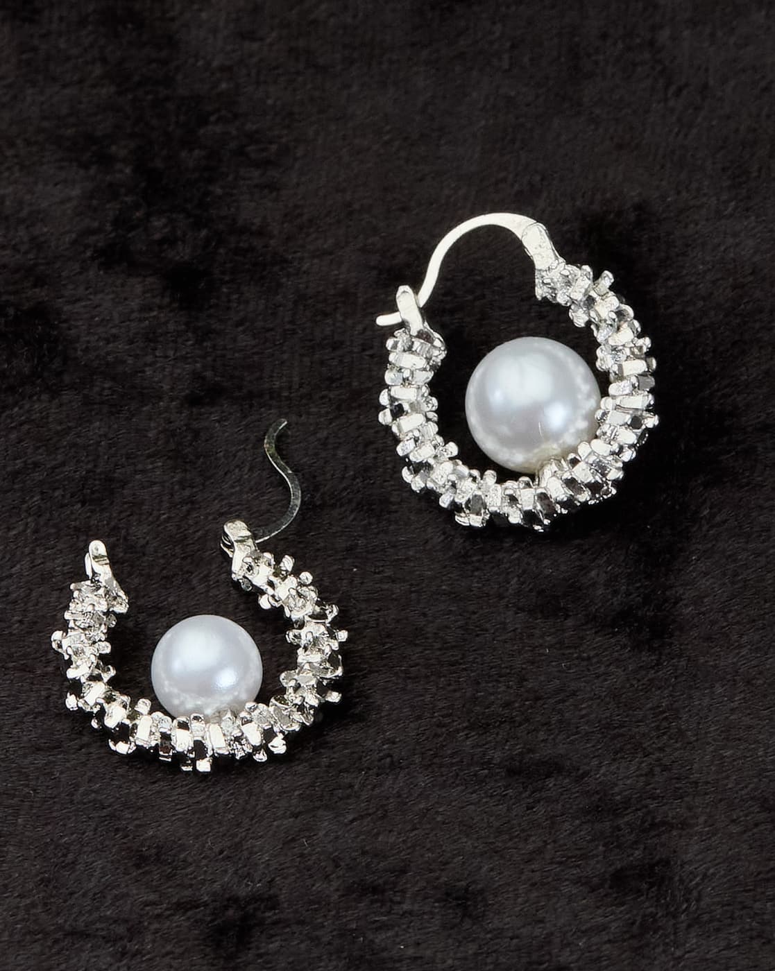Earrings Anti-Tarnish Textured Pearl Detail Hoop - View 1