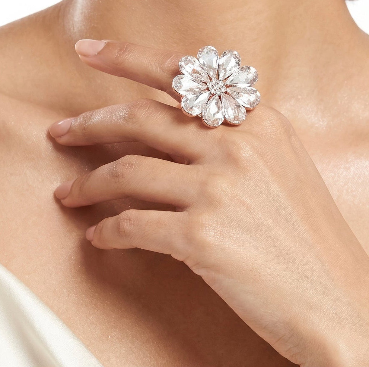 Ring Anti-Tarnish Crystal Flower (Adjustable Size) - View 1