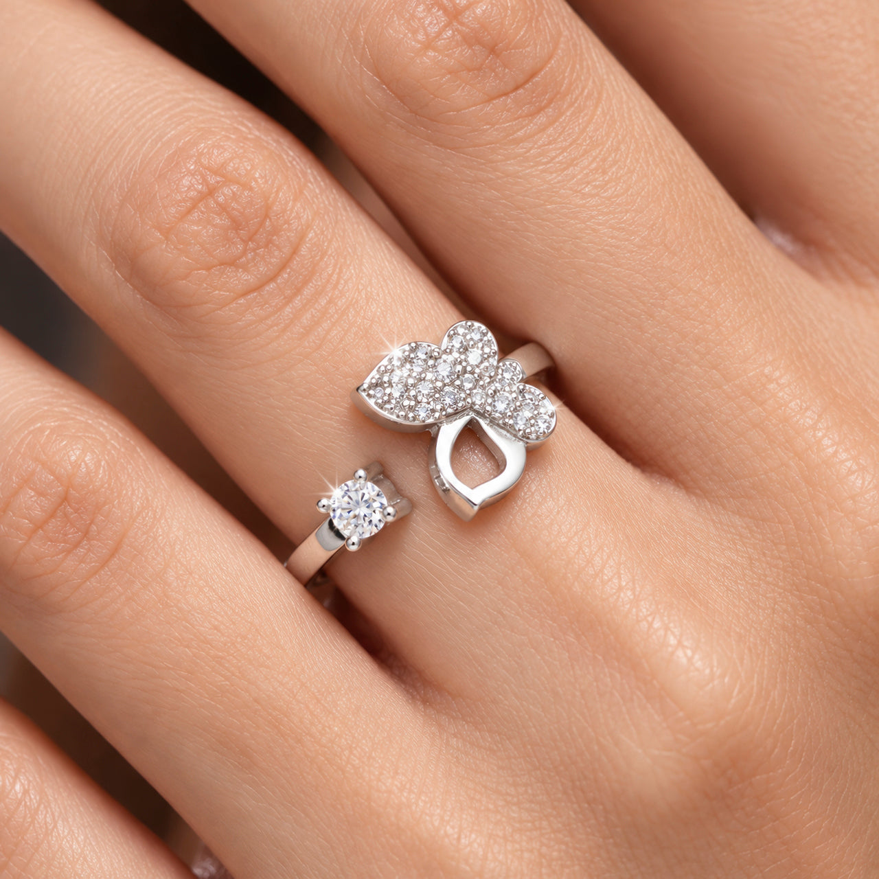 Ring Anti-Tarnish Solitaire Floral Crystal (Adjustable Size) - View 1